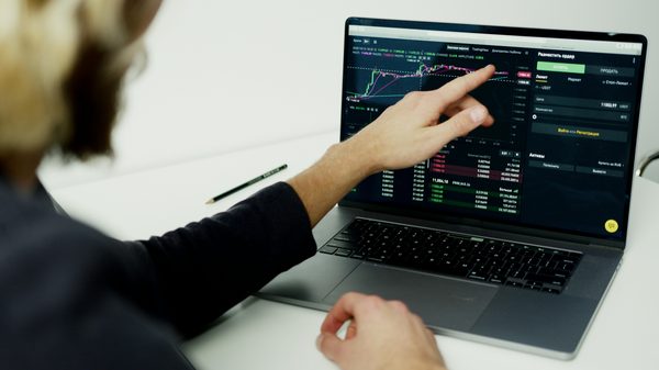 Acquérir des compétences en bourse : une formation complète pour devenir trader expert